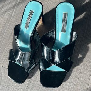 Sandal Heels ( KR 225 -> US 5.5)